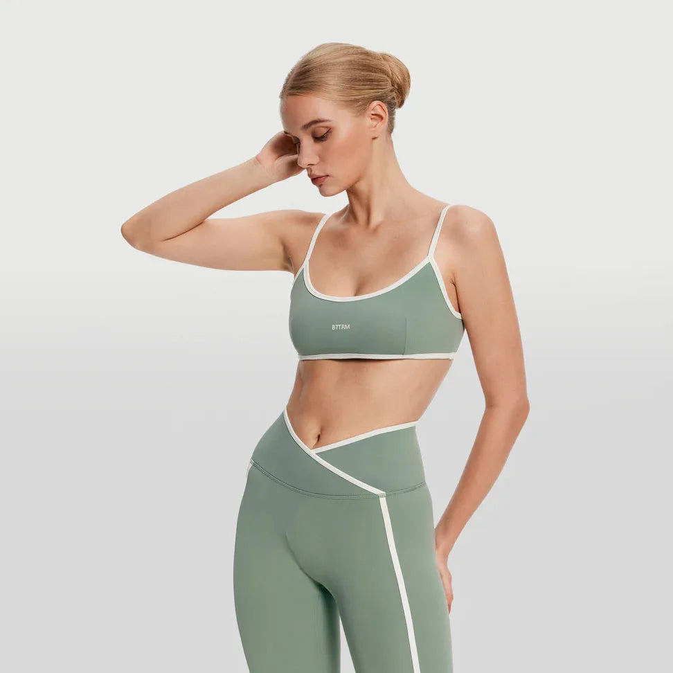 BetterMe Women's Backless Knitted Sports Bra Solid Color  Gym Fitness Top with Chest Cushion Sexy Suspender Yoga Bra